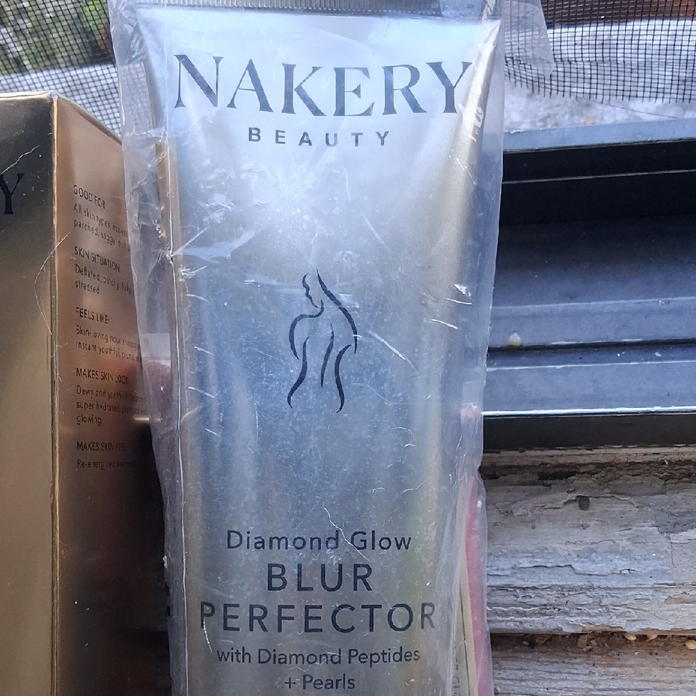 Nakery Beauty Diamond Glow Blur Perfector JUMBO SIZE FACTORY SEALED 7 PIECE KIT - Picture 3 of 16